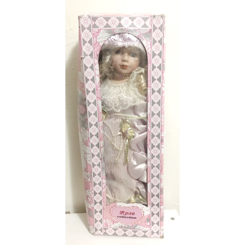 Porcelain Doll Cathay Rose Collection - Picture 2 of 2